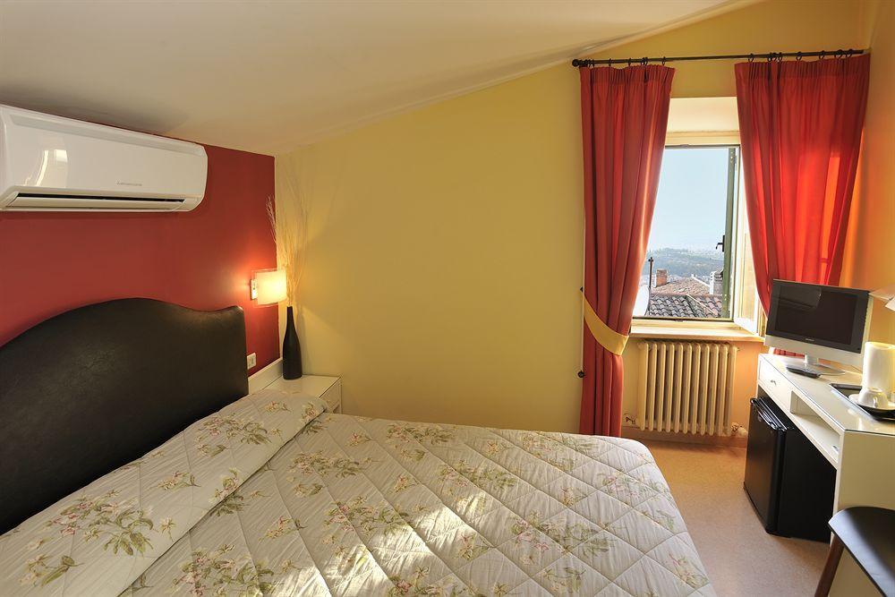 Hotel Eden Perugia Exterior photo